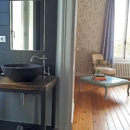 Chateau Mathias 4* Virazeil