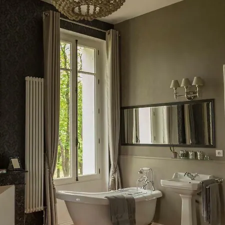 Chateau Mathias 4*