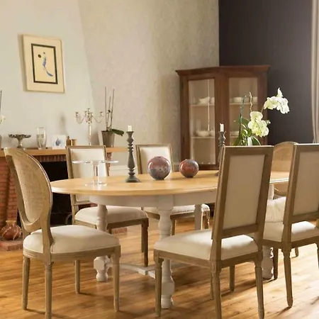 Chateau Mathias Bed & Breakfast *